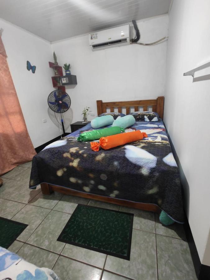Tortuguero Casa De Playa Green House Apartment Bagian luar foto