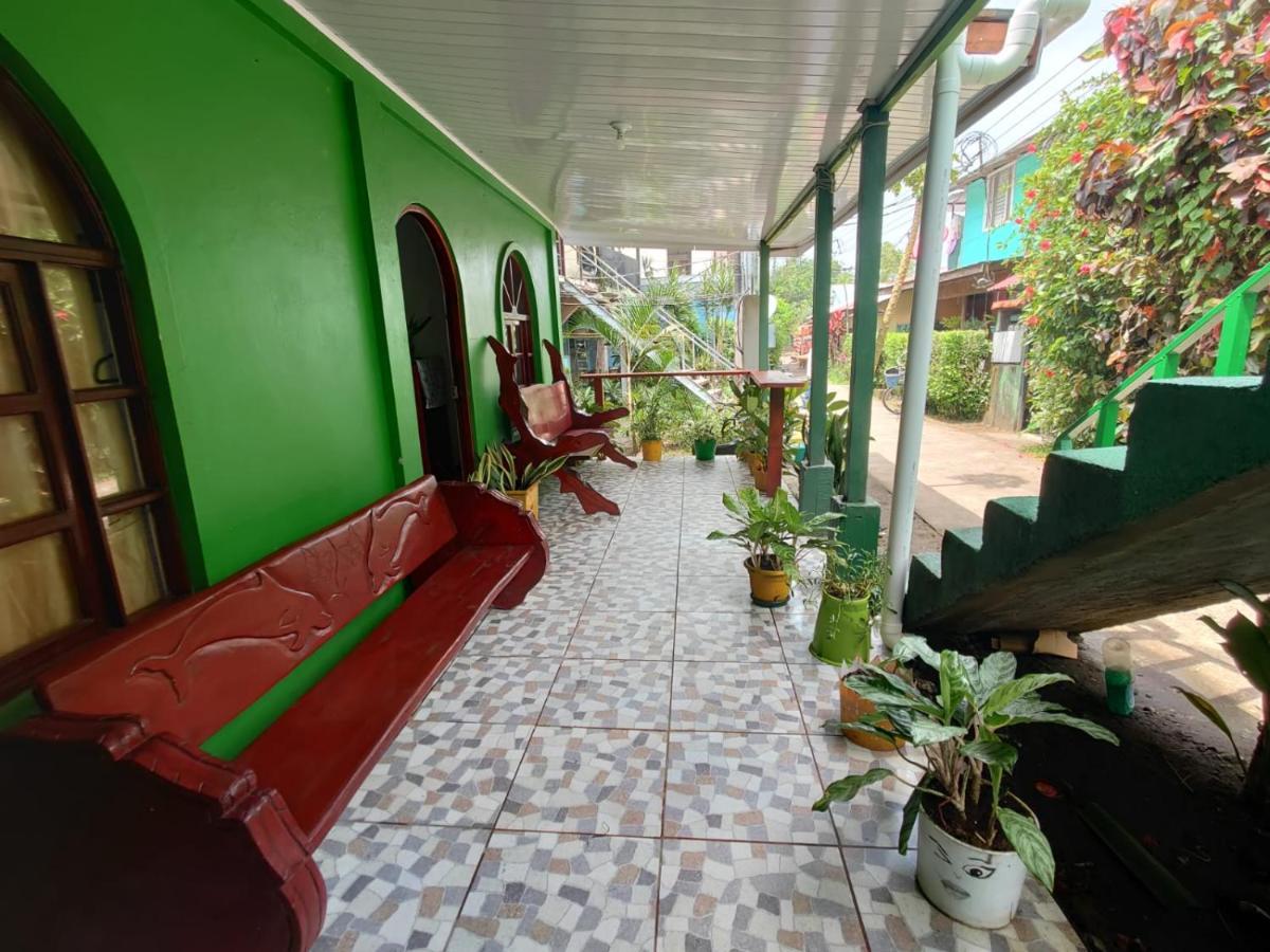Tortuguero Casa De Playa Green House Apartment Bagian luar foto