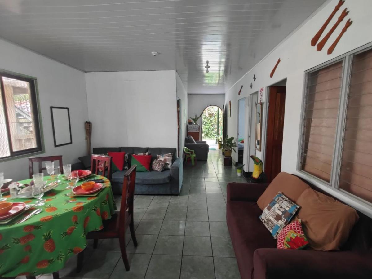 Tortuguero Casa De Playa Green House Apartment Bagian luar foto