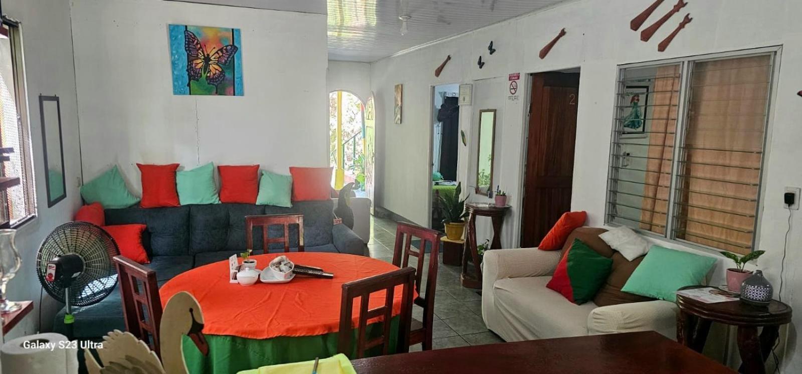 Tortuguero Casa De Playa Green House Apartment Bagian luar foto